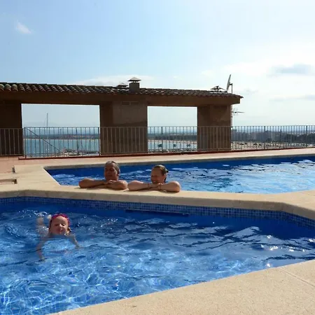 아파트 Nautic 2-3